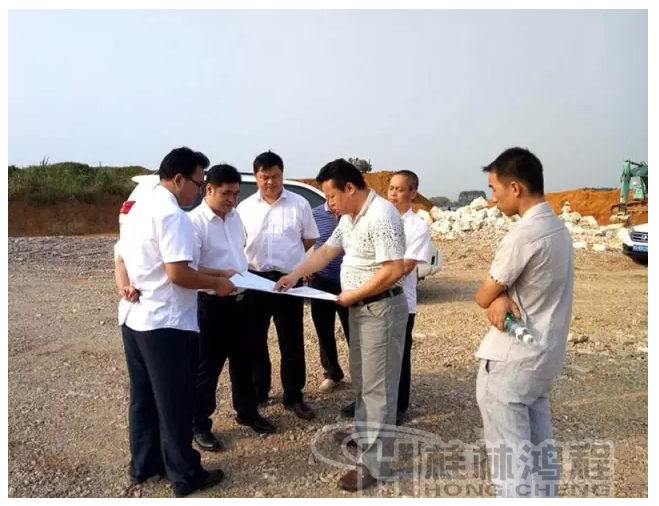 重鈣磨粉機，重鈣，HCH1395，超細環(huán)輥磨,武宣碳酸鈣